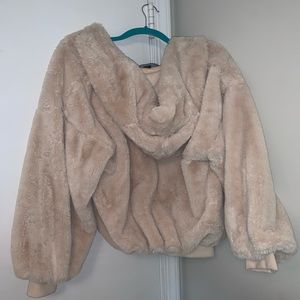Teddy coat with hood